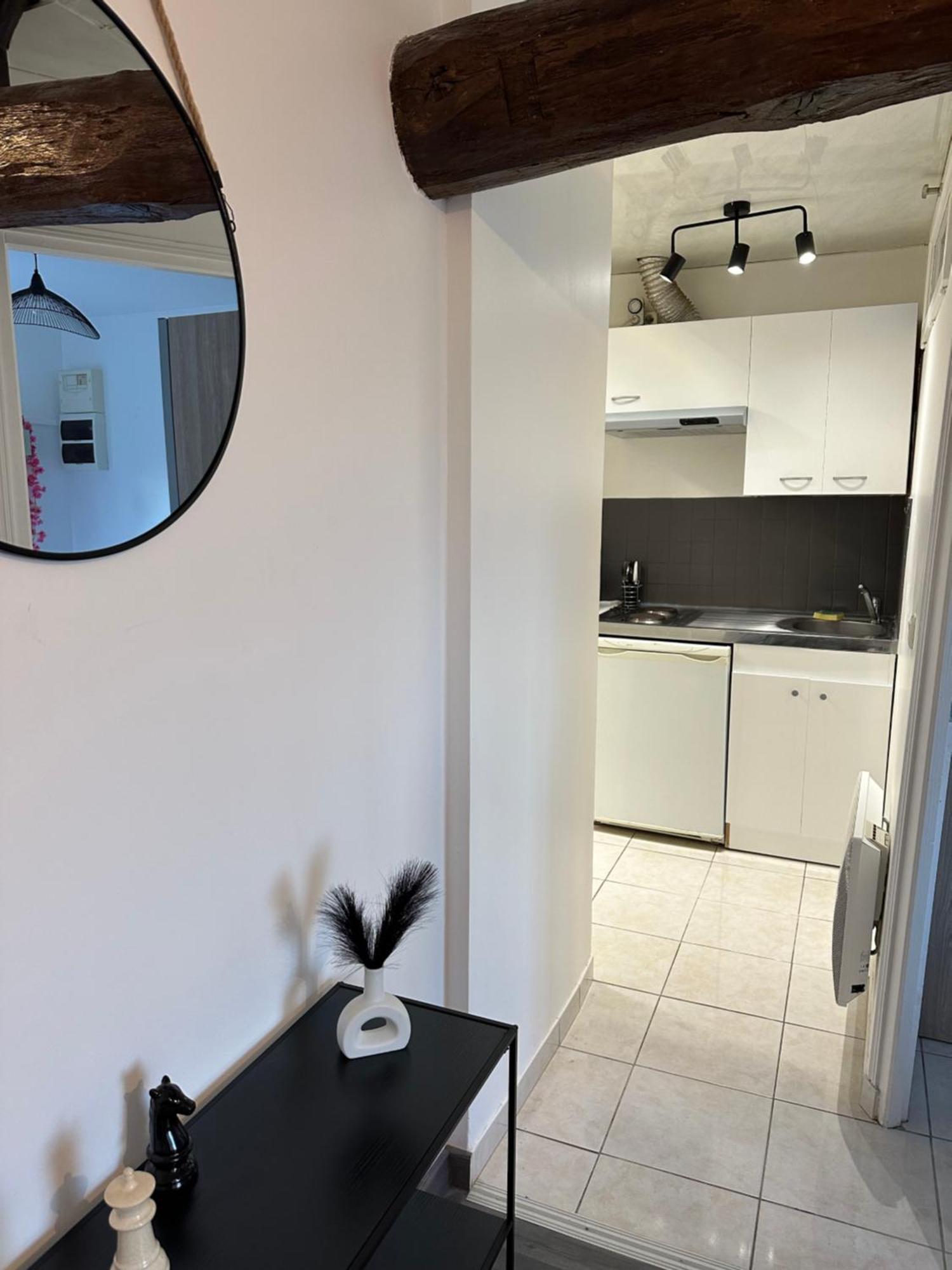Appartement Cosy En Centre Ville Cholet Esterno foto